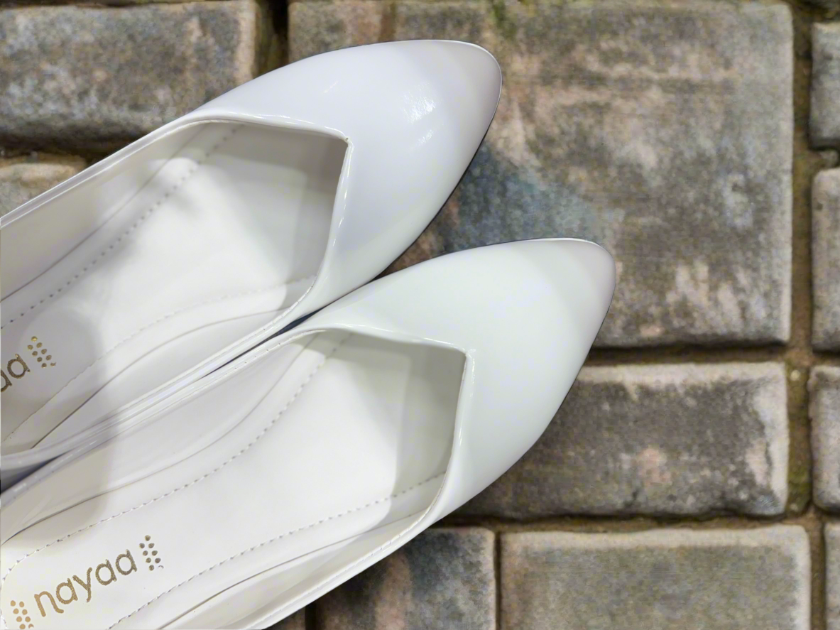Women's Elegant White Pointed-Toe Flats