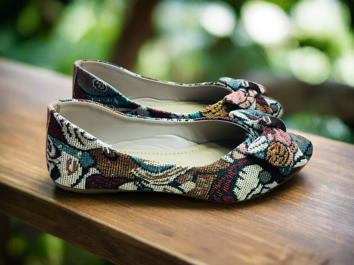 Vintage Floral Printed Ballerina Flats