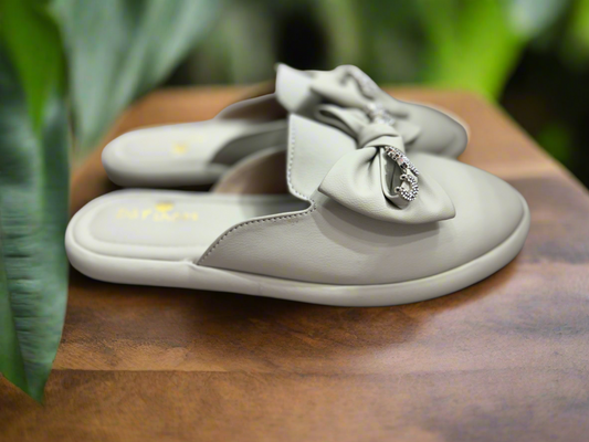 Women's Bow Slip-On Flats - Light Grey
