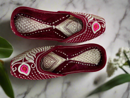 Luxury Velvet Juttis with Intricate Embroidery