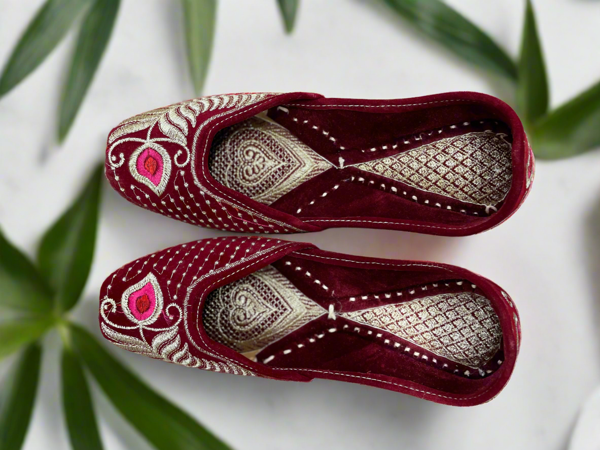 Luxury Velvet Juttis with Intricate Embroidery
