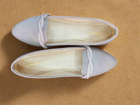 Elegant Creamy Pink Twist Ballerina Flats