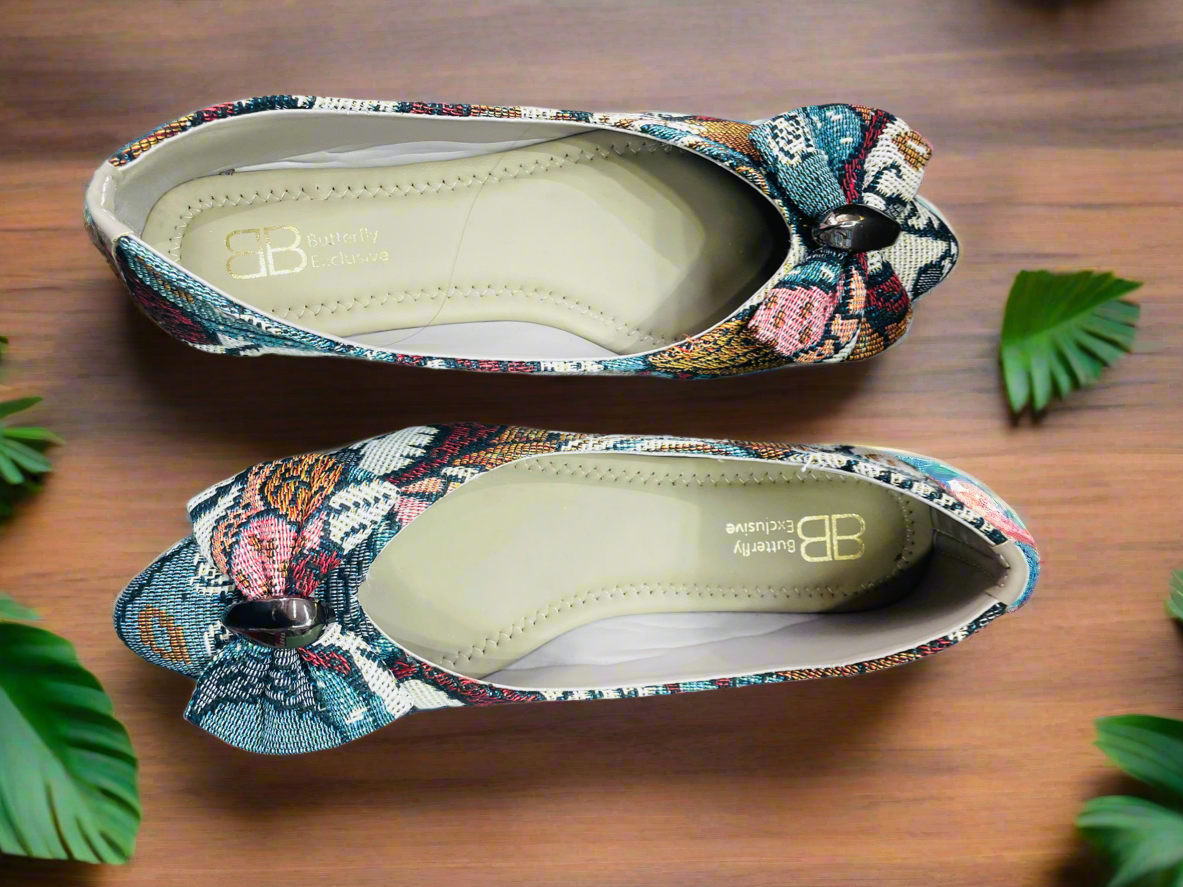 Vintage Floral Printed Ballerina Flats