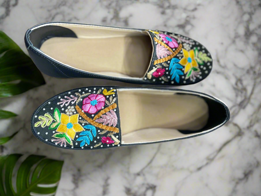 Elegant Handmade Multicolor Embroidery Jutti for Women