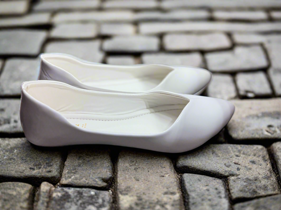 Women's Elegant White Pointed-Toe Flats