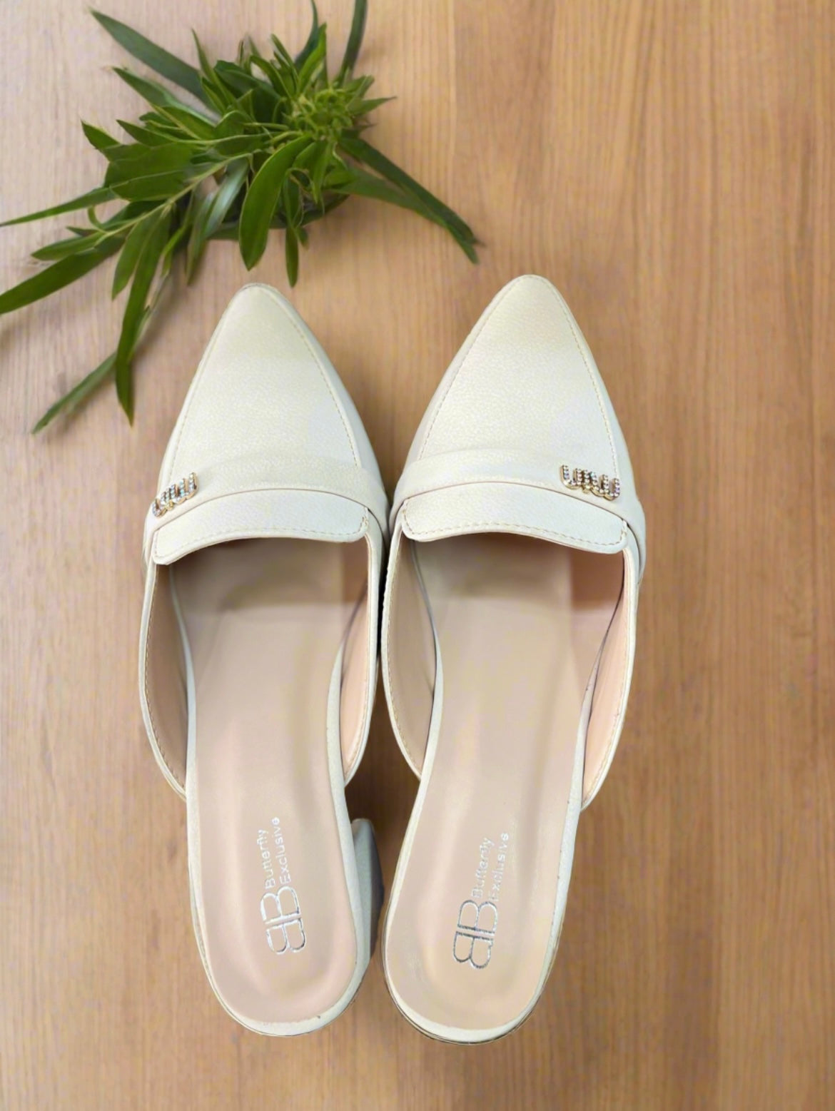 Stylish White Office Wear Heels